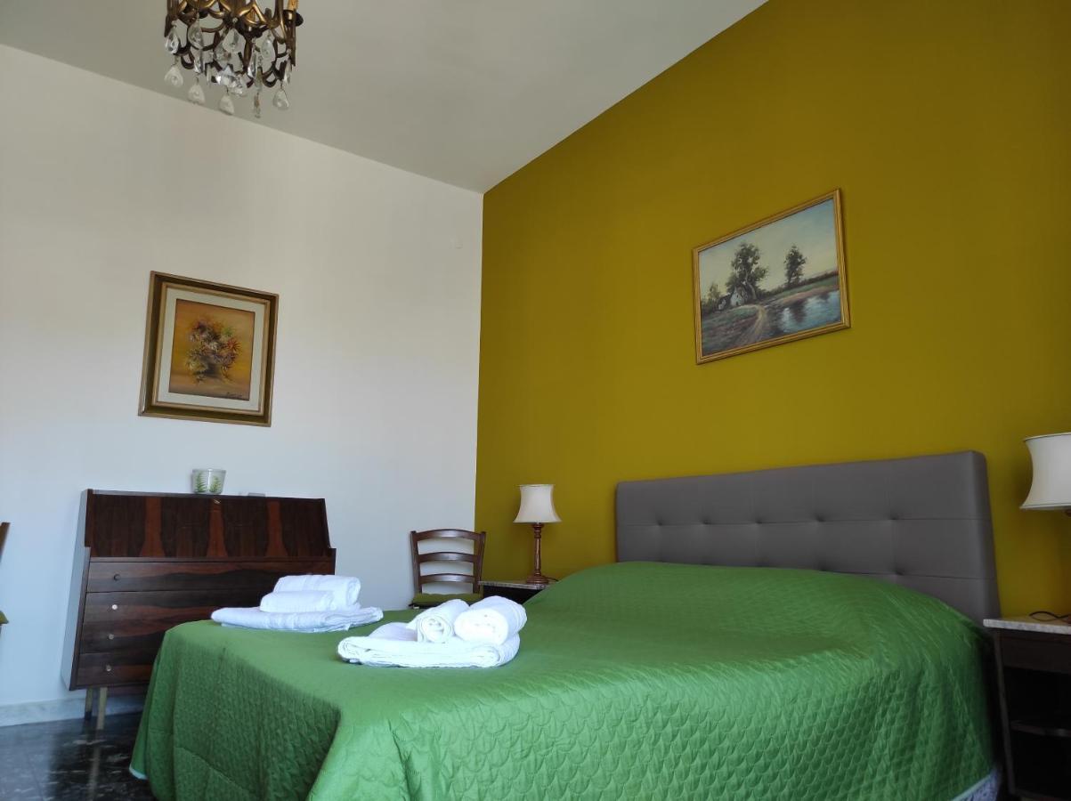 Appartement La Colonna Holiday House à Lecce Extérieur photo