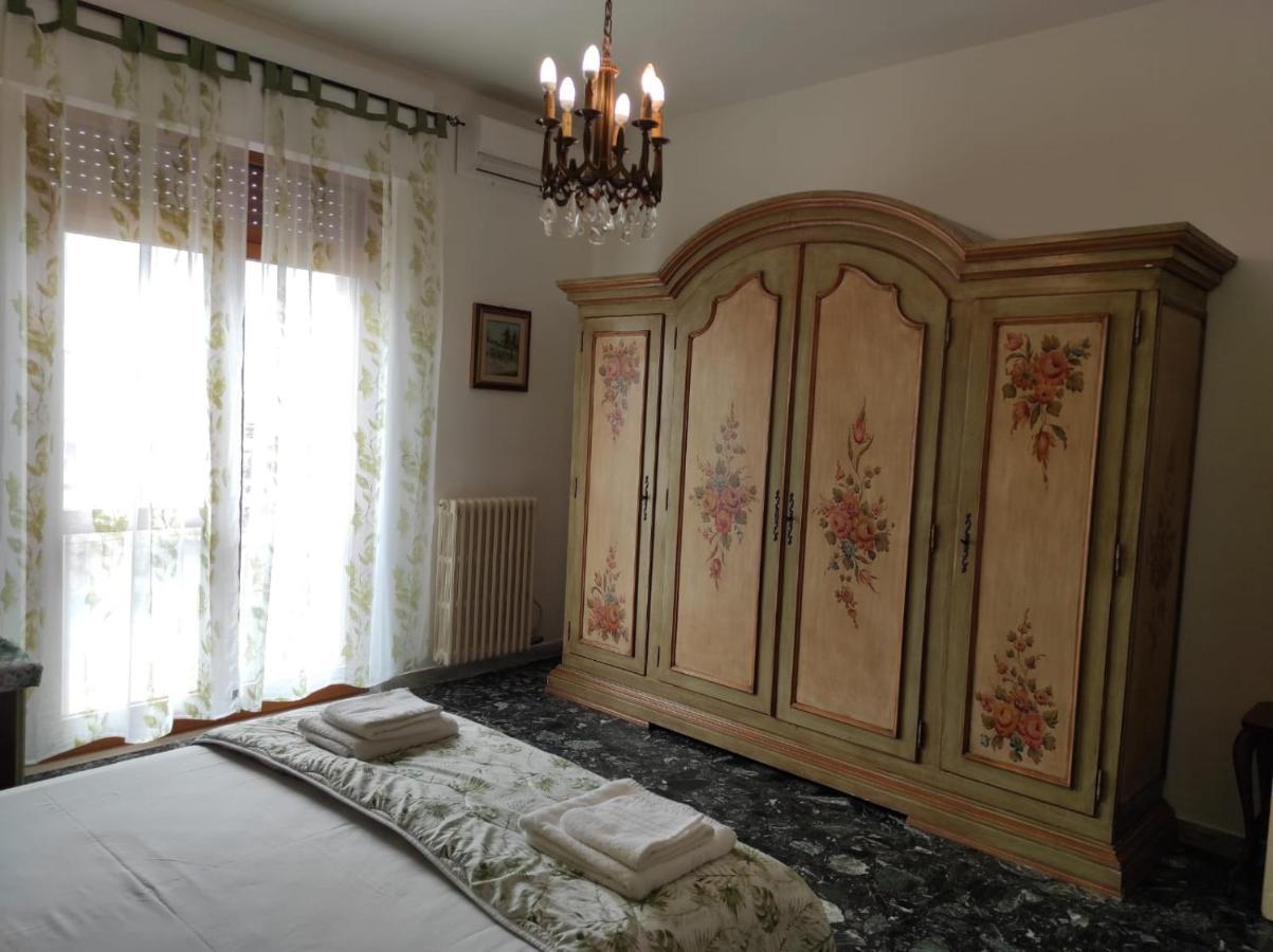 Appartement La Colonna Holiday House à Lecce Extérieur photo